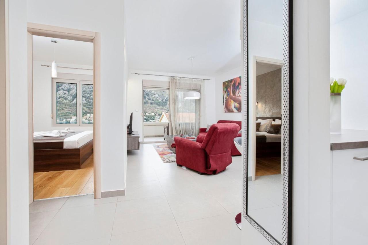 De Lux Apartments Sirena Kotor Eksteriør billede